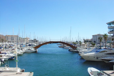 Vente privée Résidence LAGRANGE Le Lagon Bleu – Port de plaisance de Fréjus